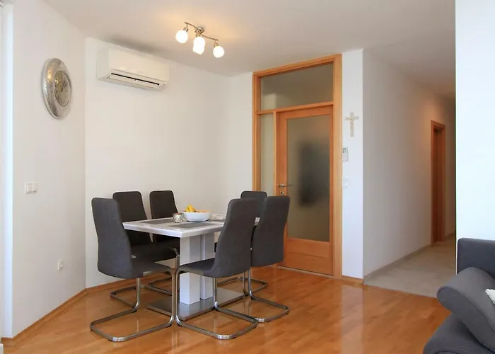Luxury Omis Apartment