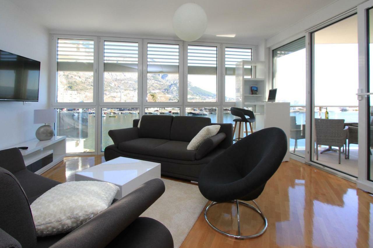 Luxury Omis